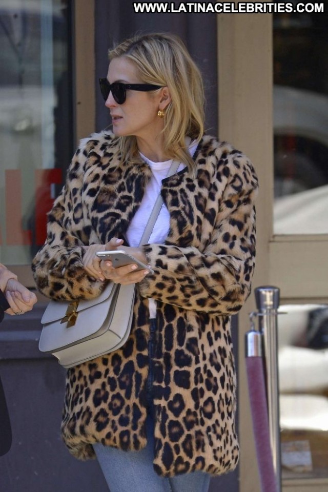 Kelly Rutherford No Source  Babe Posing Hot Celebrity Paparazzi