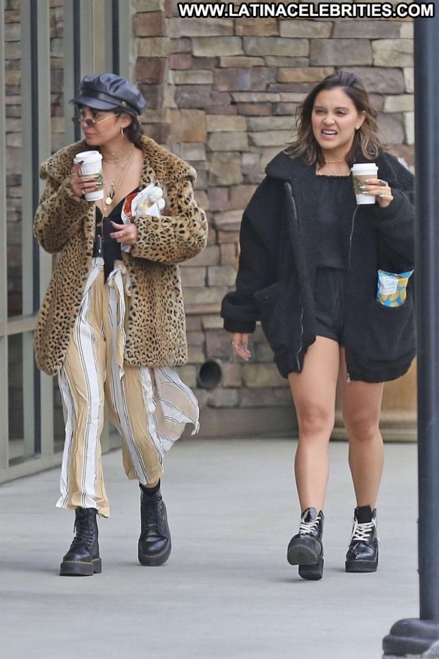 Vanessa Hudgens Los Angeles Paparazzi Angel Celebrity Posing Hot Los